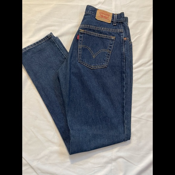 Levi’s 550 Relaxed Fit denim jeans - Picture 2 of 9